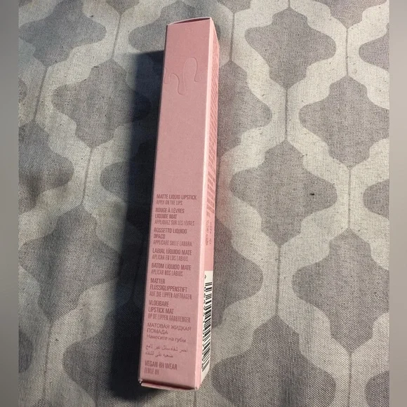 Kylie Cosmetics Lipstick (Khlo$ Matte) - Picture 6 of 6